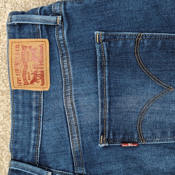 Levi Bermuda shorts - Picture 6 of 6